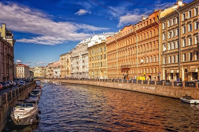 Петербург вошел в тройку самых популярных городов для весеннего отдыха