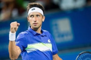 Сергей Стаховский проиграл Лайовичу в первом круге Australian Open.