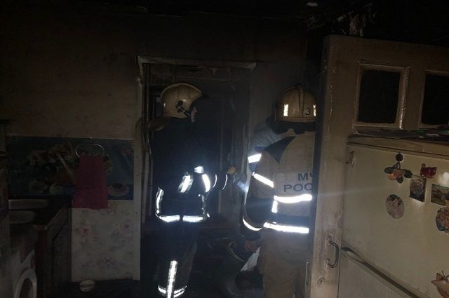 Во Владимирской области пожарные спасли человека из горящего дома