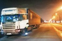 Грузовик с полуприцепом двигался в попутном направлении