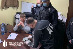 В Харькове задержали адвоката, который пытался подкупить следователя ГБР