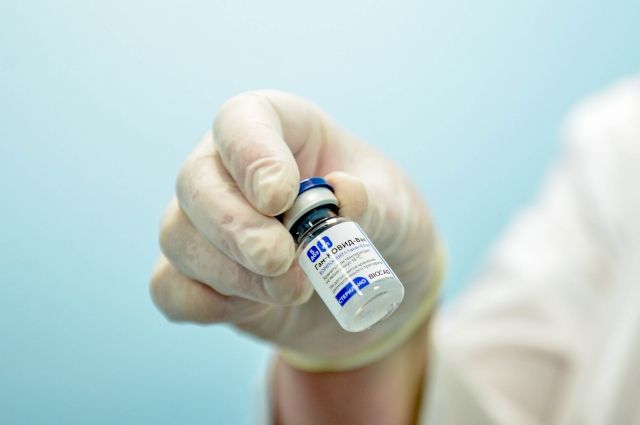 В Ялте сделали прививку от коронавирус ветеранам