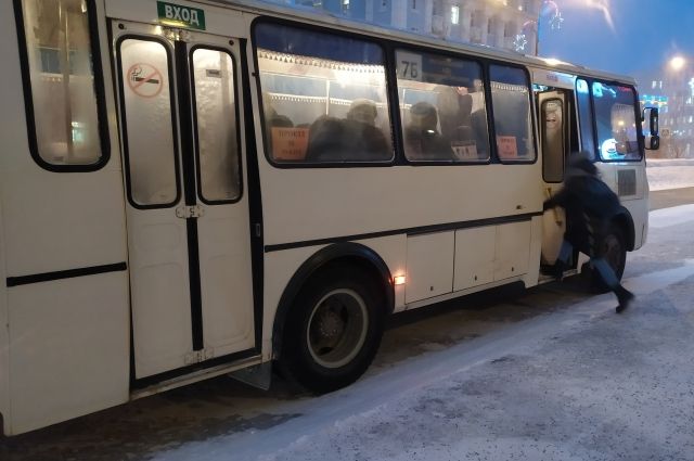 Автобус 205 пермь краснокамск. Автобус Пермь Краснокамск. Автобусы Краснокамск. Автобус 200 Краснокамск. Автовокзал Краснокамск.