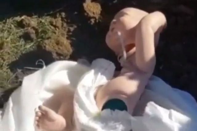 Вместо умерших младенцев в саван были завёрнуты куклы