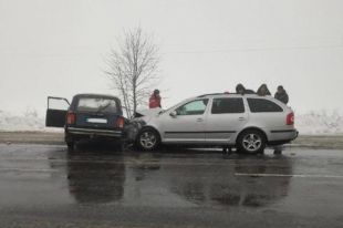 В Сумской области столкнулись два авто: есть погибшие.