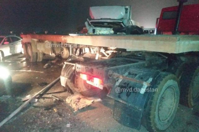 Водитель МАЗа умер в больнице после ДТП с КамАЗом в Дагестане