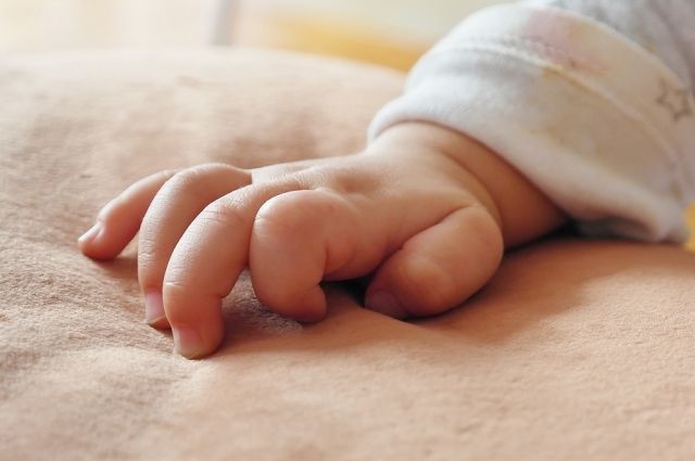 В Оренбурге брошенную двухмесячную девочку лечат в Центре детской хирургии