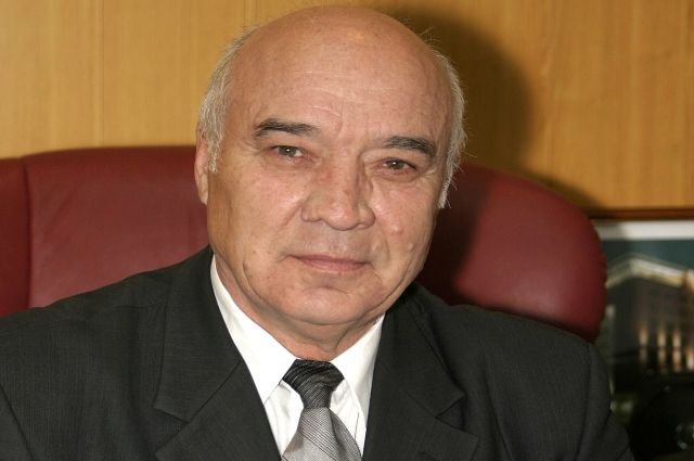 В Казани умер экс-председатель Арбитражного суда Татарстана Рашит Салахов