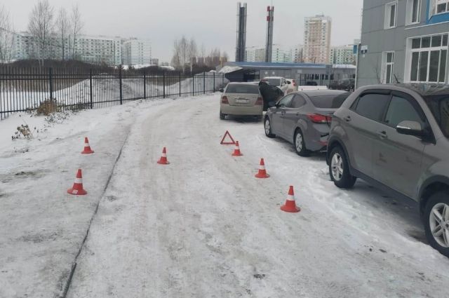 В Новосибирске возбуждено уголовное дело после наезда на женщину с коляской