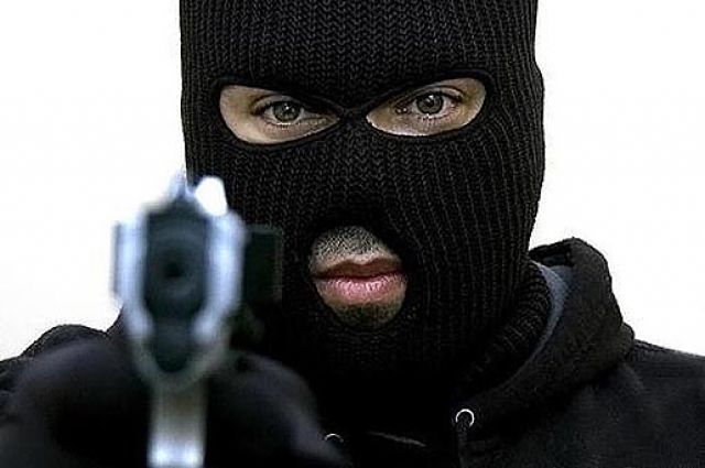 Серию разбойных нападений раскрыли в Пскове
