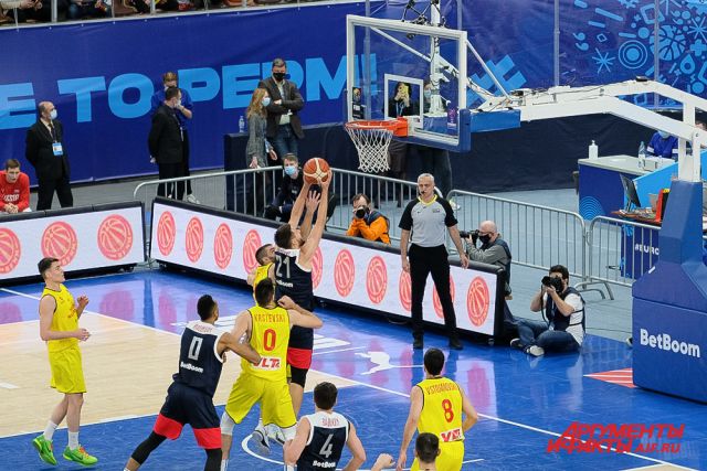 Баскетбольный матч мужской сборной России и Северной Македонии в Перми