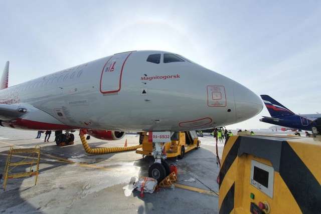 Самолёт Superjet 100 авиакомпании «Россия» назвали в честь Магнитогорска