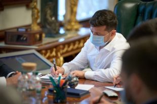 Зеленский подписал закон о снижении ставки НДС для части аграрных продуктов