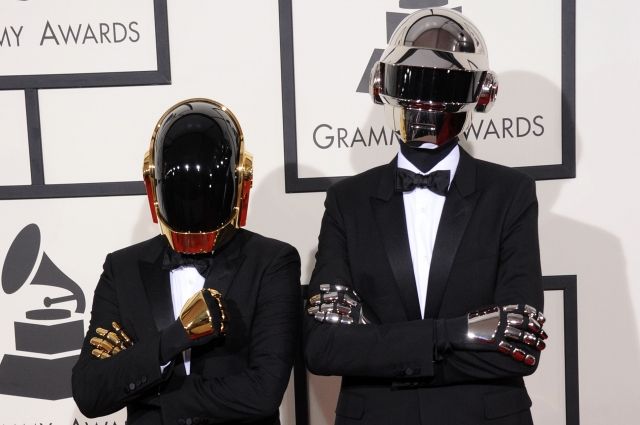 Электронный дуэт Daft Punk объявил о распаде после 28 лет деятельности