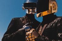 Знаменитый электронный дуэт Daft Punk распался
