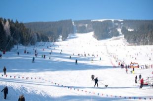 В Украине начнется строительство двух горнолыжных курортов в Карпатах.