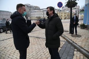В Украину с рабочим визитом прибыл глава МИД Литвы.