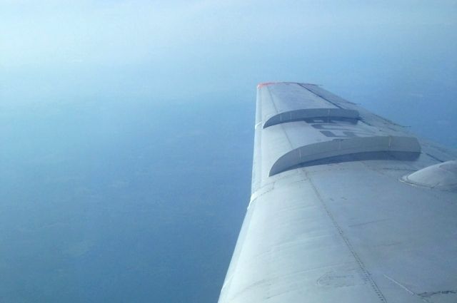 В Тюмени совершил вынужденную посадку самолет, летевший из Москвы в Курган