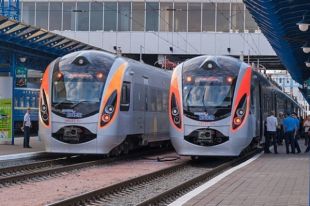 «Укрзализныця» приостановила продажу билетов в Ивано-Франковскую область
