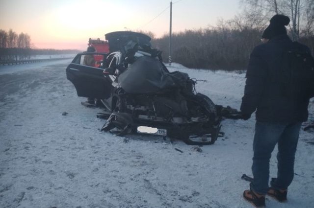Пассажир BMW погиб в массовом ДТП в Челябинской области