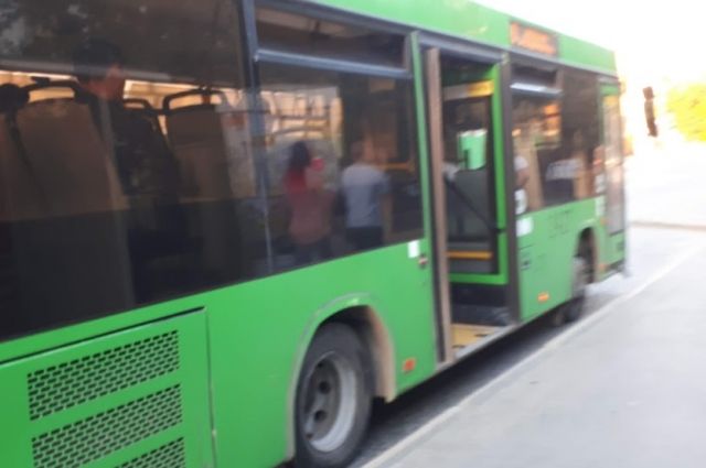 В Тюмени ПАТП выплатило упавшему в автобусе кондуктору 70 тысяч рублей