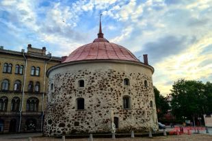 В Выборге приступят к восстановление двери старинного дома