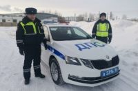 На трассе в Оренбуржье чуть не замерзли пять человек.