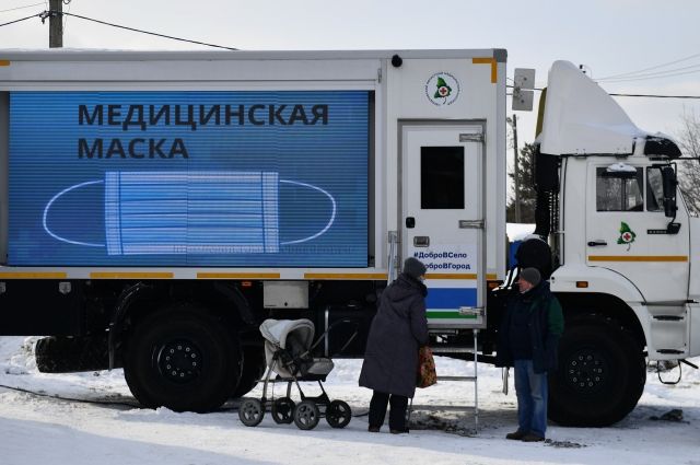 Выездная диспансеризация в рамках акции «Автопоезд здоровья» в поселке Староуткинске Свердловской области.