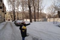 Житель Дильфуза Пардабаева: От подъездов до забора максимум 7 м. 