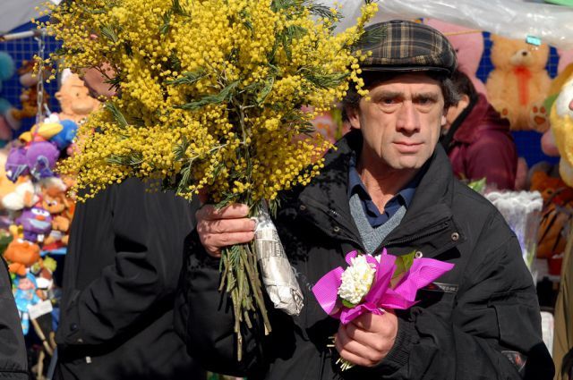 Рассказываем где купить цветы во Владивостоке к 8 марта (АДРЕСА)