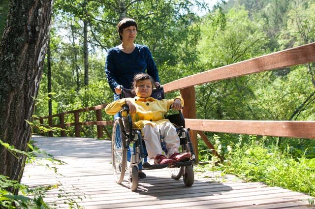 Как в Челябинской области помогают семьям с детьми-инвалидами