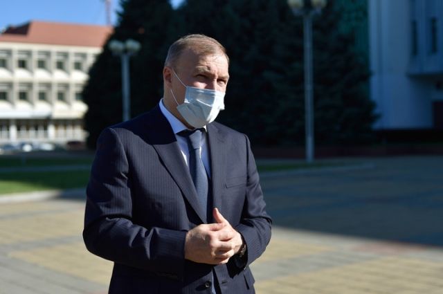 Глава Адыгеи призвал граждан не пренебрегать ношением масок