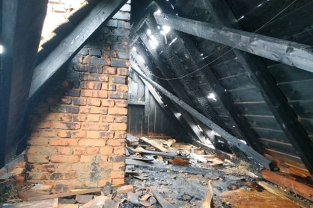 МЧС: в Кропоткине в частном доме при пожаре погиб человек