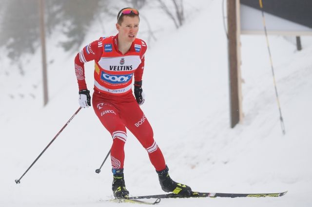 Лыжник Денис Спицов сломал руку на чемпионате мира в Оберстдорфе
