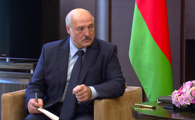 Лукашенко уволил старшего сына с поста своего помощника по нацбезопасности
