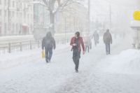 Западно-Сибирский Гидрометцентр предупреждает об усилении снега 2 и 3 марта. Осадки сопровождают резкое потепление. 