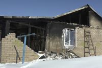 У власей Асекеевского района не нашлось жилья для семьи фельдшера, потерявшей все в пожаре.