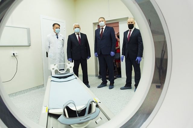 В больнице Кронштадта запустили новый компьютерный томограф