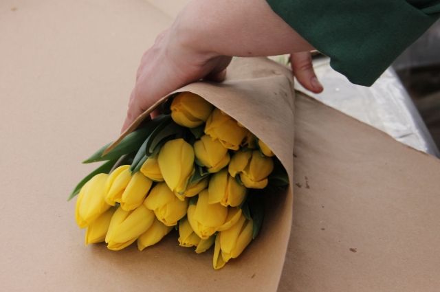 Продажи цветов выпростают к 8 марта в 6,2 раза.