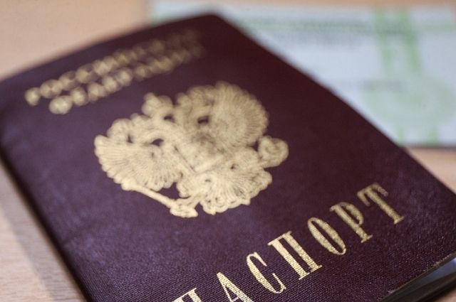 Исследование: переехавшие за границу россияне хотят вновь найти работу в РФ