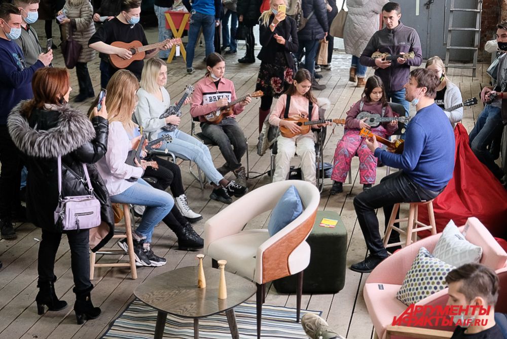 Весенний фестиваль RED Market в Перми.