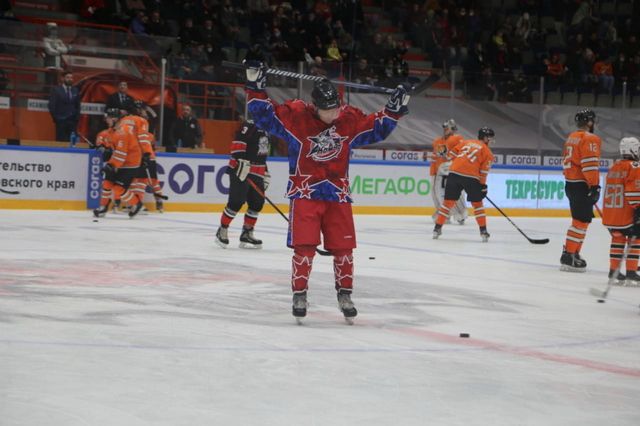 В Хабаровске прошло закрытие хоккейного сезона