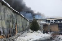 На сгоревшем в Новотроицке предприятии трудятся 140 человек.