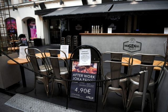 Бары и рестораны в Финляндии из-за коронавируса закроются на три недели