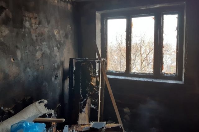 Квартира в Петровске сгорела из-за одежды