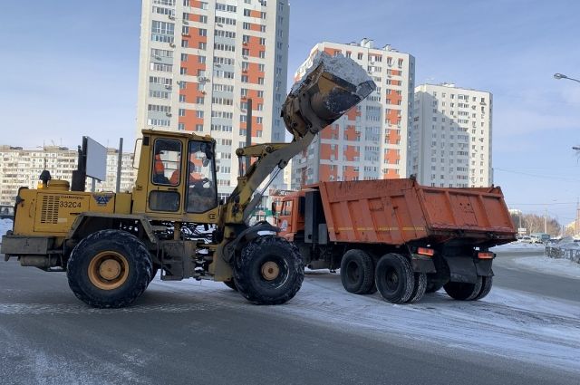 На улице Георгия Димитрова в Самаре расчистили транспортные кольца