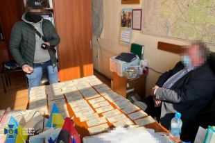 СБУ задержала на взятке чиновника Национальной академии наук