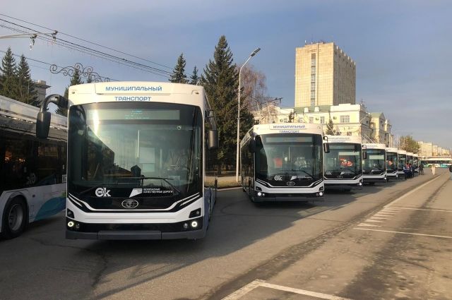 В Омск доставили 20 новых троллейбусов «Адмирал»