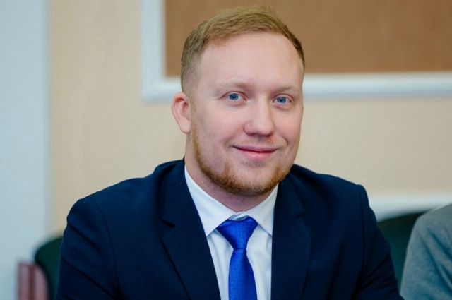Вакантное место Оксаны Набатчиковой в составе Законодательного собрания Оренбургской области занял 26-летний Павел Есаулов.