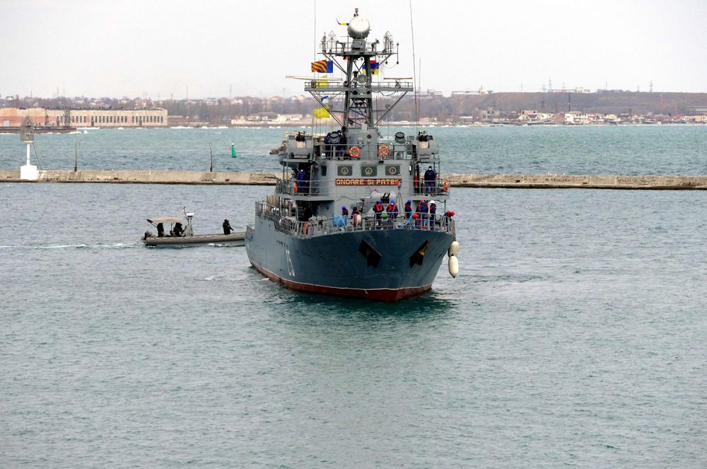 Тральщик M-25 «Locotenent Lupu Dinescu» ВМС Румынии в порту Одессы.